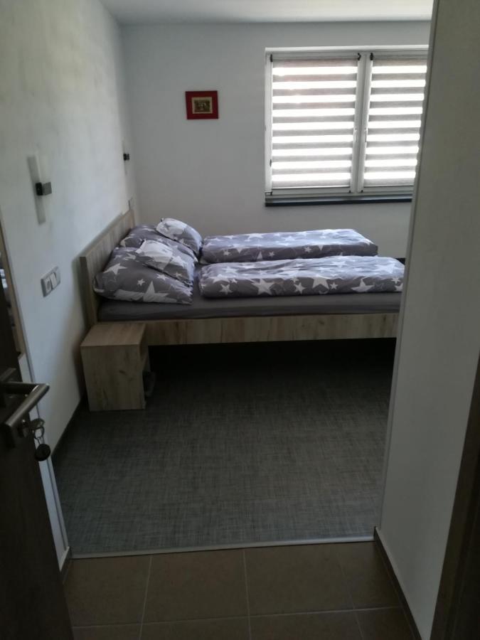 Penzion Sapara Velké Bílovice Εξωτερικό φωτογραφία